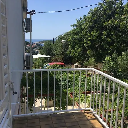 Ljubic 1 Hvar Town